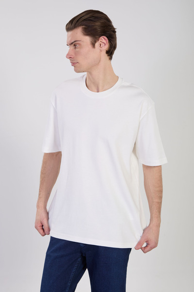 BARRELS AND OIL Men's Crew Neck Oversized T-Shirt - White