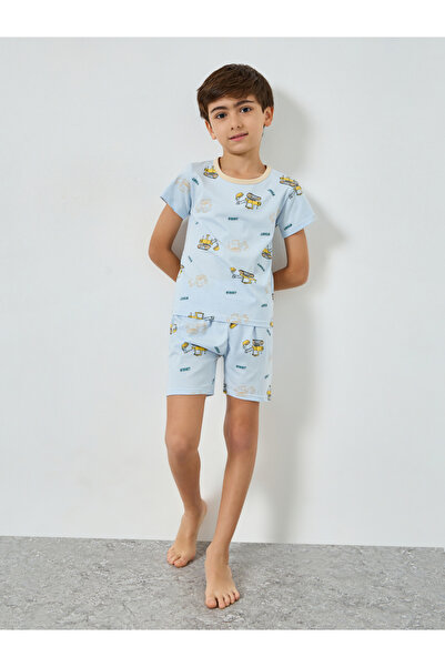 Styli Boys Truck Print T-Shirt and Shorts Set