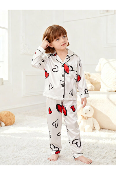 Take Two By Styli طقم بيجاما وقميص أبيض مطبوع عليه قلوب للبنات