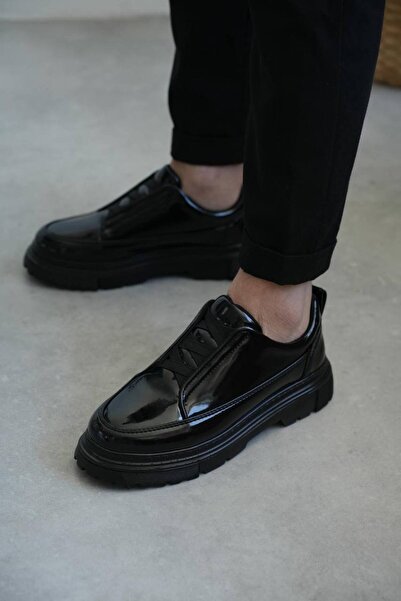 CT STONES حذاء رجالي كاجوال مرن من الجلد اللامع باللون الفحمي طراز Kb-703 Kuback