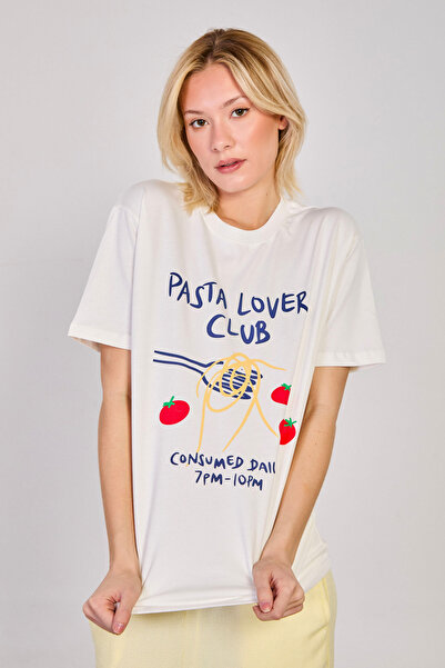 BARRELS AND OIL Дамска тениска с принт „Спагети“ – екрю