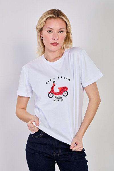 BARRELS AND OIL Bicicletă pentru femei cu imprimeu tricou - Albă