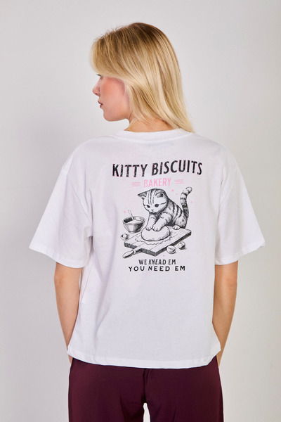 BARRELS AND OIL Ženska leđa mačka Štampano Oversize kroj T-shirt - Bela