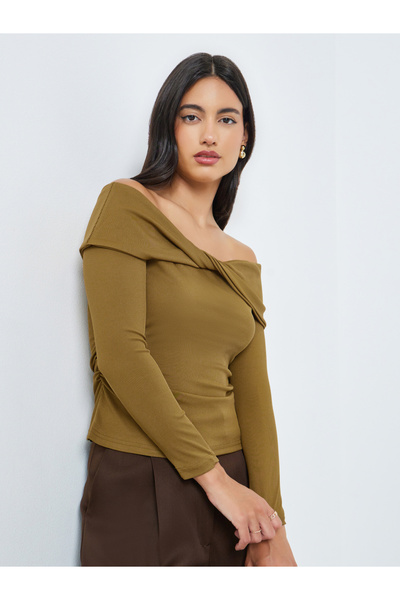 Styli Tan Off-Shoulder Twisted Front Knit Top