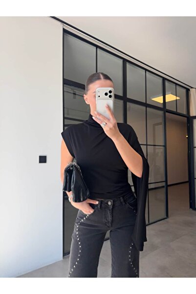 BB Bensu Buyruk أسيمتريك دو منسدل لوز أسود