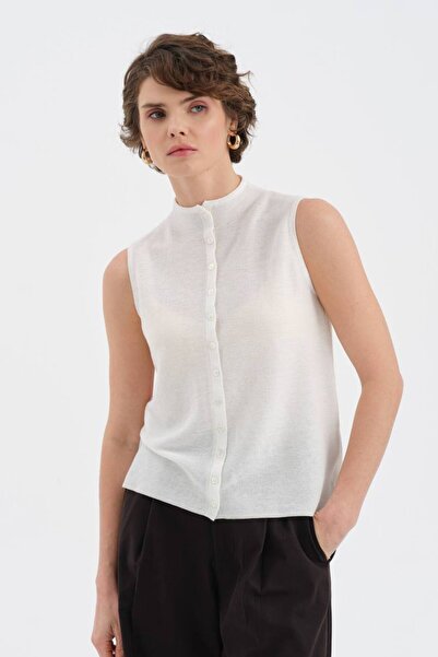 tw3 Γυναικεία πλεκτά ρούχα με λαιμόκοψη και λεπτομέρεια με κουμπιά στο μπροστ...