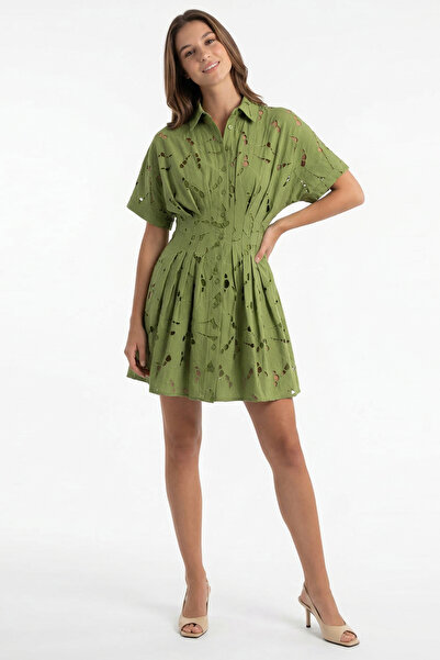 Exquise Kısa Kollu Delikli Gömlek Yaka Slim Fit Mini Elbise