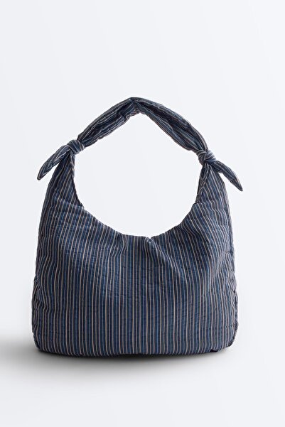 Oysho Düğüm detaylı çizgili çanta