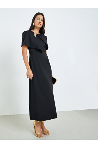 Styli Black Cape Style Midi Dress with Brooch Accent