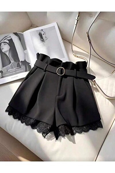 miyoshi Dantel Detaylı Kemerli Cepli Şort