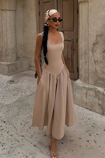 Eyyo Rochie bej Clemmie decolteu pătrat cu spatele gol Midi in ATE-4750