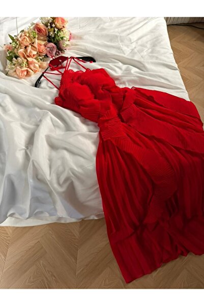 NASMA فستان احمر انيق وراقي