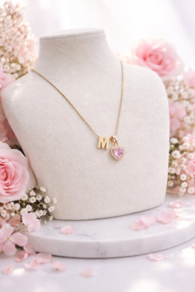 Yush aksesuar M HARFLİ GOLD ÇELİK VE KALP KOLYE