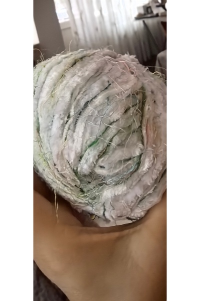 bymila Velvet and the Bearded Bouquet Mix 116 Grams