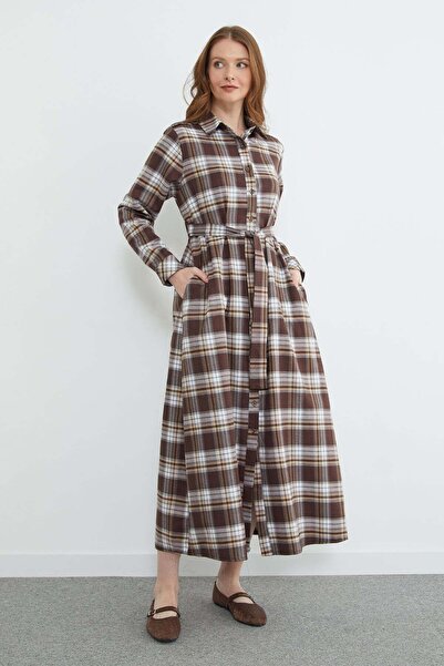 Fulla Moda Fullamodest Καρό Με σχέδιο Φόρεμα με κουμπιά