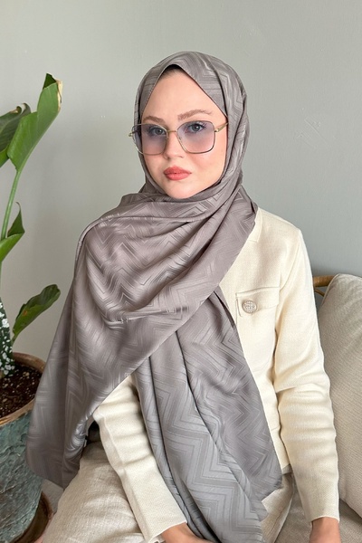 InStyle شال زيكزاك مخطط أنثراسايت جاكار