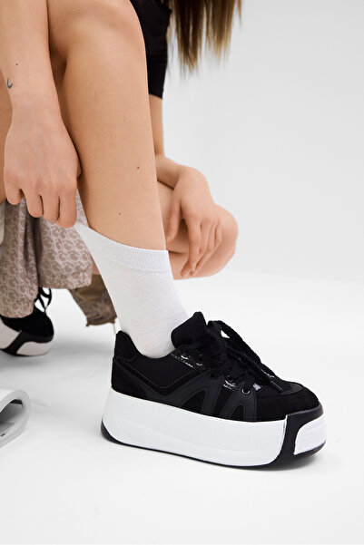 Tonny Black Γυναικείο Μαύρο Ψηλή σόλα Άνετο με κορδόνια Αθλητικό παπούτσι