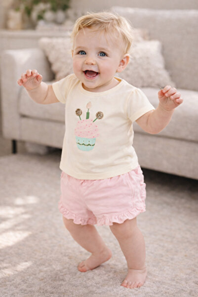 Dirkje Girls 2 Pc set Sunny Meadow Waffle-Knit Ruffle Top & Shorts Set