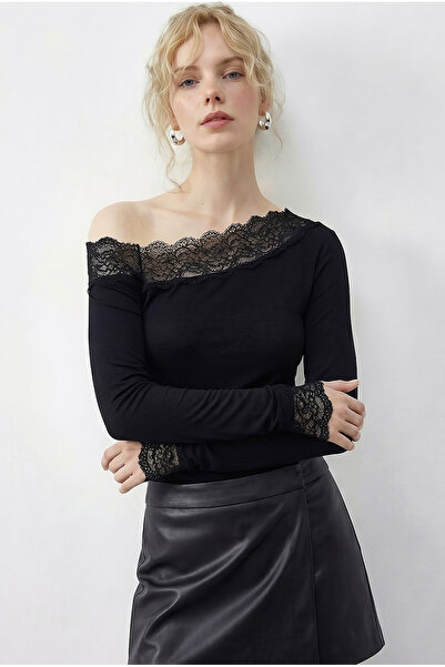 Bianco Lucci Women's Lace Detailed Madonna Collar Blouse 1063 60286036