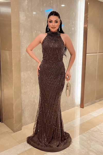 giyimmasalı Full Boncuklu Kumaş Boyundan Bağlamalı Abiye Elbise - KAHVERENGİ