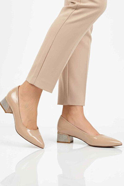Aspor Beige Wrinkled Stone Embellished Women's Heeled Shoes
