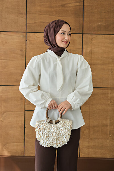 LOCCO Γυναικείο Φουλάρι Λεπτομέρεια γιακά Κοντό Πουκάμισο Λευκό