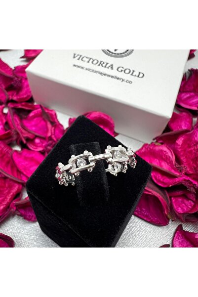Victoria 925 Ayar Gümüş Zincir Tasarım Kadın Yüzük – Zirkon Taşlı Modern Model