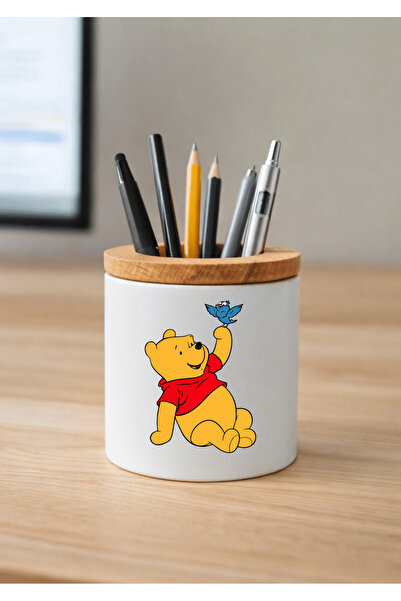 Eylül Design حامل أقلام سيراميك ويني ذا بوه مطبوع مع تفاصيل خشبية لسطح المكتب