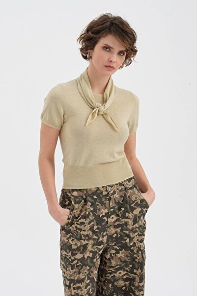 tw3 Γυναικεία πλεκτά είδη με Μάλλινο στοιχεία, με λεπτομέρεια φουλαριού, κοντ...