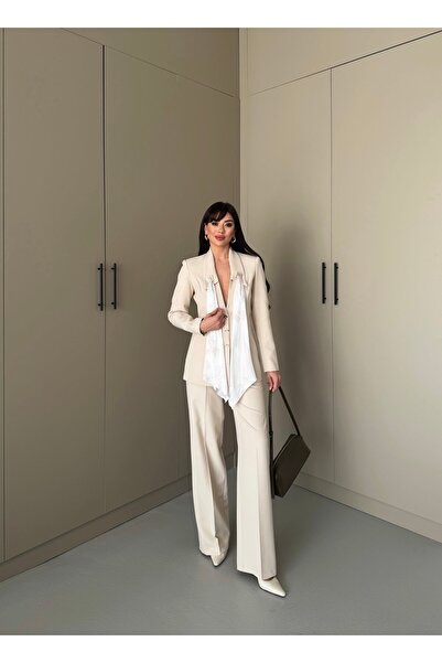 LOVELF Fular Detay Gold Düğmeli Bol Paça Takım Bej