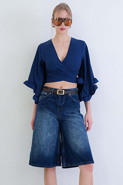 Trend Alaçatı Stili Kadın Koyu Mavi Geniş Paça Yıkamalı Jean Şort Alc-X15446