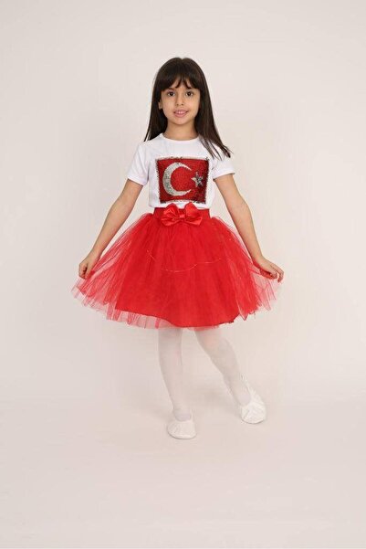 23 NİSAN PUL BAYRAK İŞLEMELİ T-SHİRT ve TÜTÜ ETEK