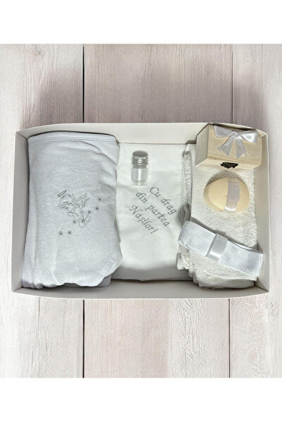 Your Baby Store Trusou botez ingeras- alb, brodat, 7 piese, bumbac