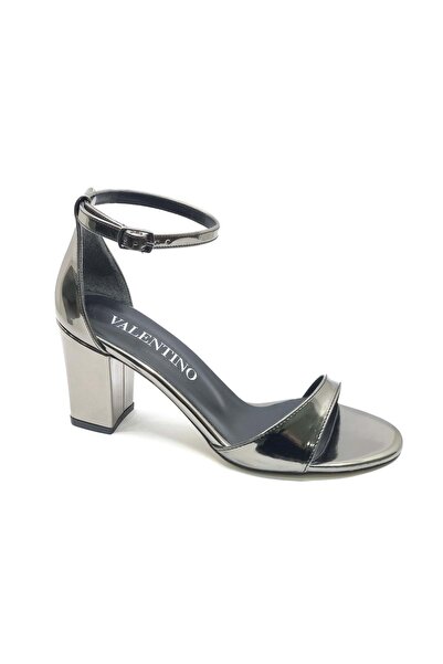 KOCAMANLAR فالينتو تيك بانت للنساء حذاء بكعب بلاتينيوم