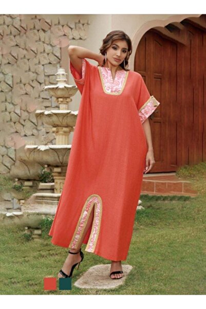 Generic A distinctive galabiya with cool fabric and classic patterns