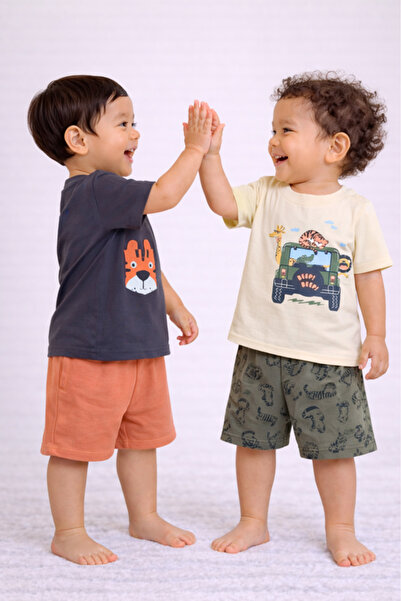 Victor and Jane Infant Boys’ Multipack (4 Pack) – Graphic T-Shirts & Shorts Set