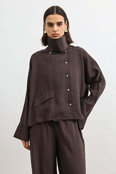 Antioch Koyu Kahve Özel Dik Yaka Kadın Gömlek