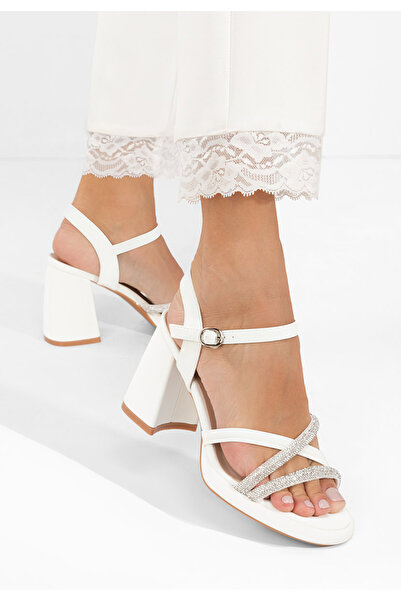 B T Shoes Sandale cu toc gros Castelia albe