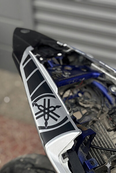 Banxtre Yamaha R25/MT25 Uyumlu Kuyruk için Sağ ve Sol Sticker Seti