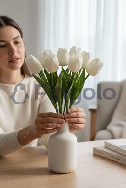 Pingolo زهرة التوليب البيضاء الاصطناعية ذات 8 فروع PNG-503