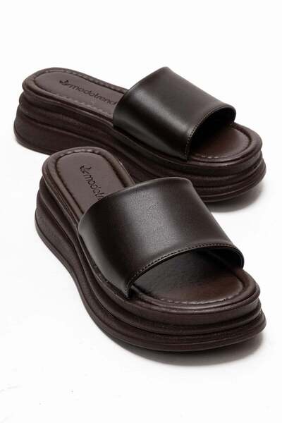 CCWAY AYAKKABI Γυναικείο φαρδύ λουράκι Παντόφλες ΚΑΦΕ