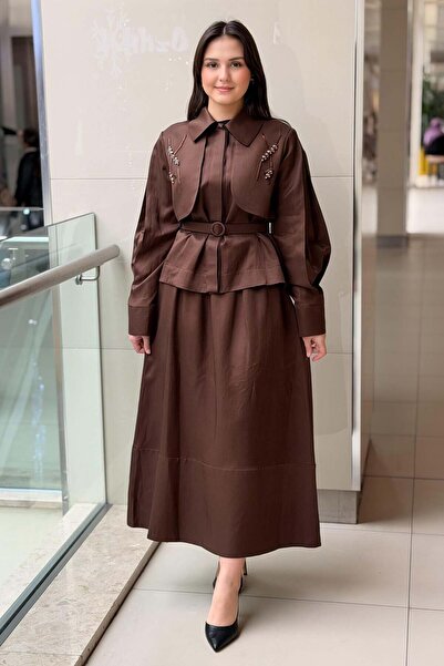 Nuss Kapak Üzeri Taş İşlemeli Kısa Ceket Etek Takım