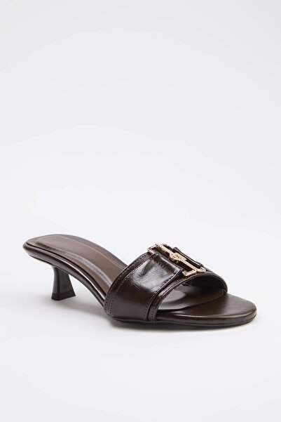 TRENDYOL SHOES Dark Brown Accessory Detail Women's High Heels Slipper Takss26...
