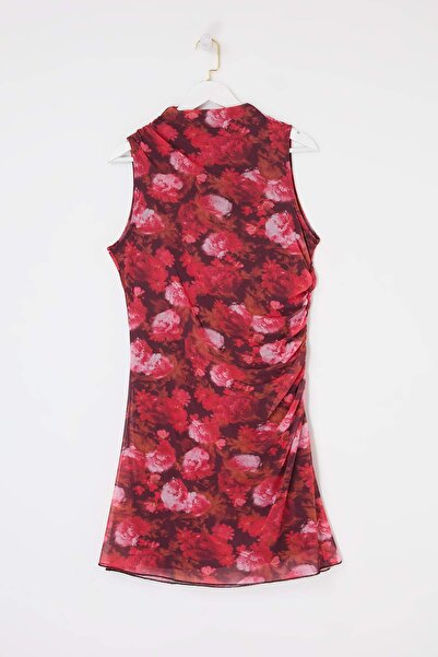 Trendyol Curve Πολύχρωμο φλοράλ μοτίβο από τούλι πλεκτό φόρεμα μεγάλου μεγέθο...