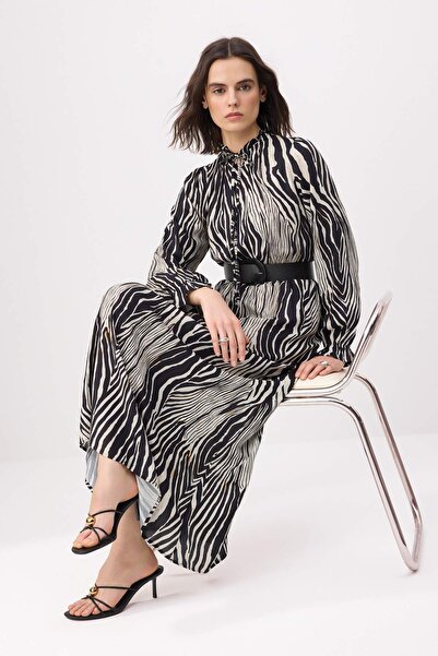 Trendyol Modest Εκρού Υφαντό Φόρεμα Τεσεττούρ TCTSS26EB00114