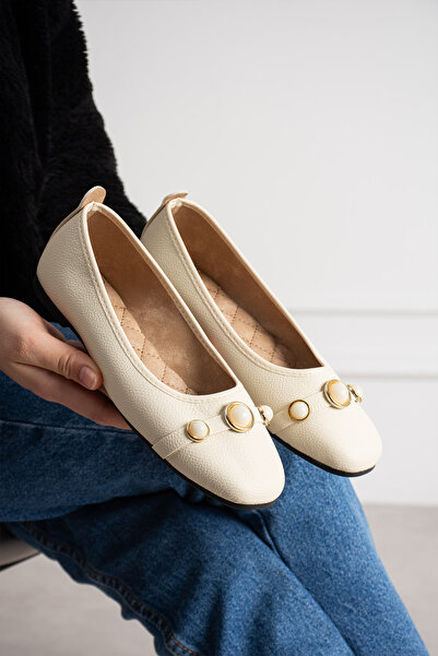Moda Devrin Beige Pearl Ballerinas