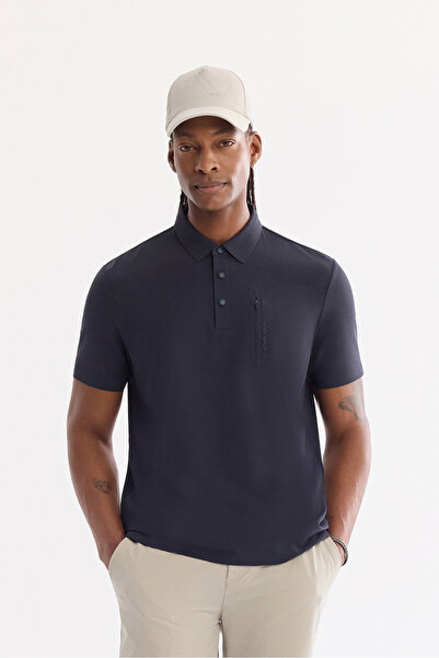 Avva تي شيرت رجالي من القماش التقني ذو ياقة بولو باللون الأزرق الداكن غير قاب...