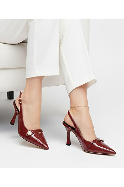 DUDYEN SHOES حذاء نسائي بكعب 9 سم مفتوح من الخلف مصنوع من الجلد اللامع باللون...