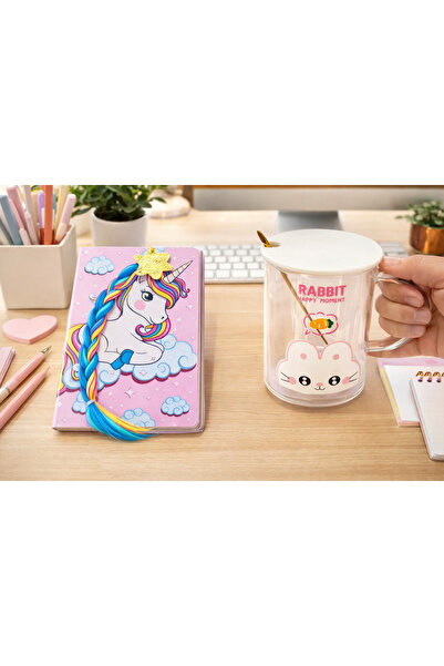 Two Two Set cadou pentru fete - Caiet tricotat cu unicorn roz și pahar de sti...