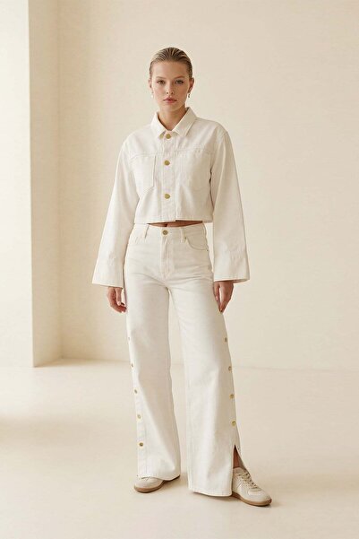 Setre Ekru Kol Ve Düğme Detaylı Ceket Pantolonlu Takım